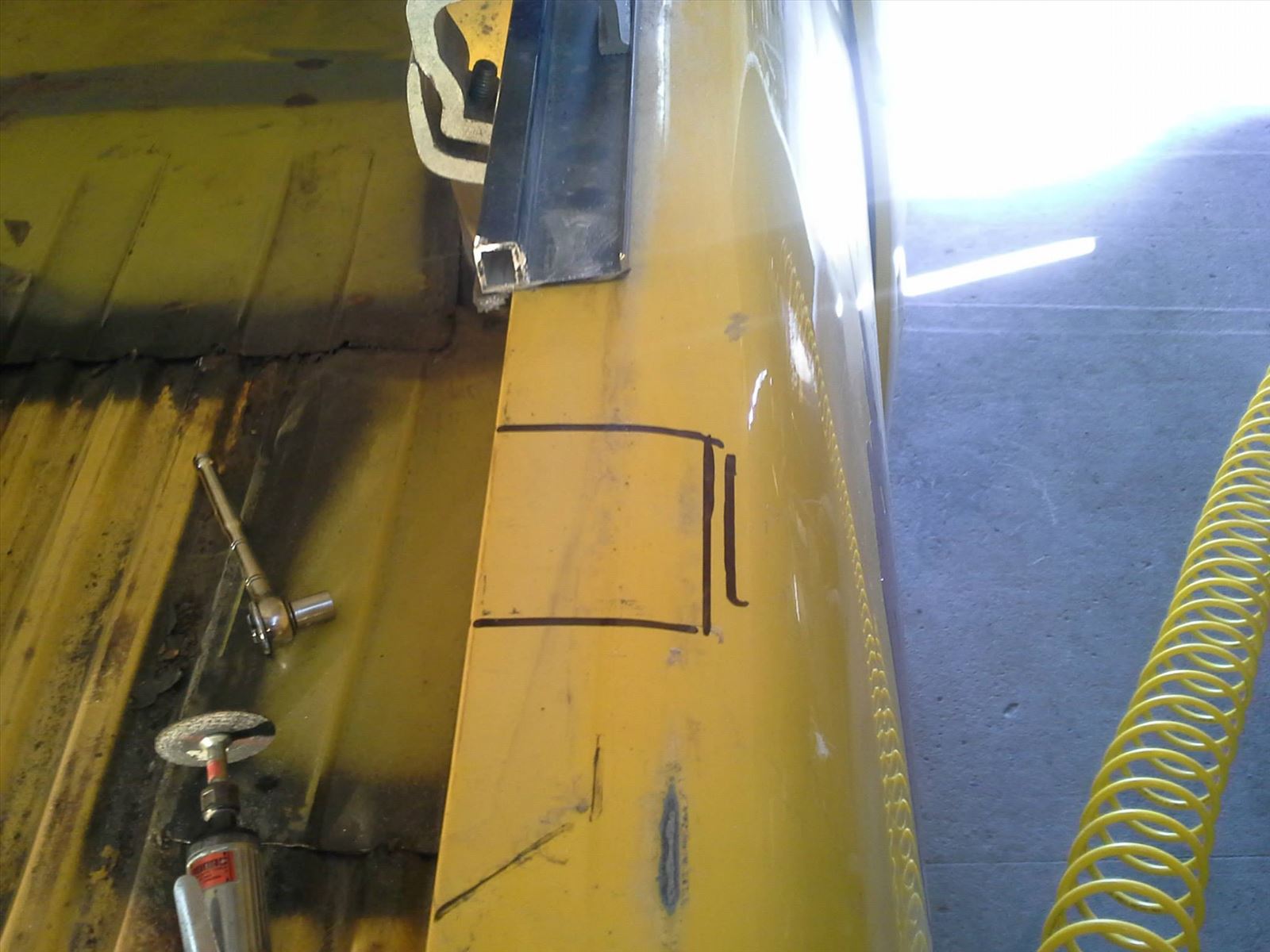 Nissan Frontrailer - Offroad Expedition Trailer - Cover Lift System Photo